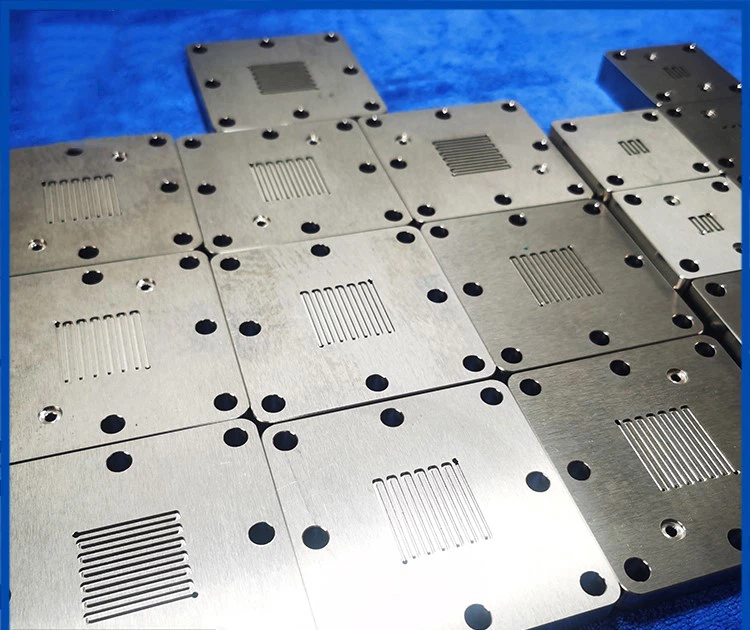 Titanium current collector plate